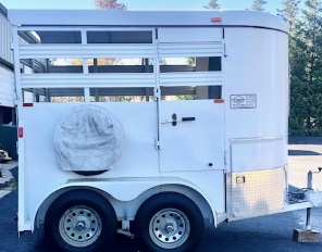 Horsetrailer inside view